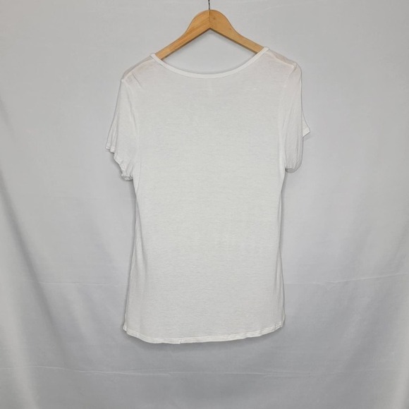 Active USA White Scoop Neck Short Sleeve Shirt - Picture 12 of 13